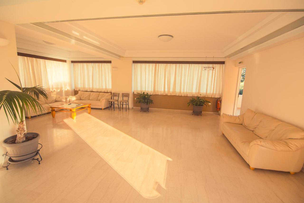 Adonis Hotel Preveza Luaran gambar
